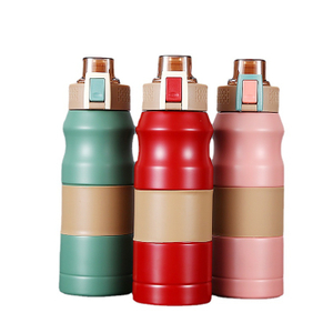 La mejor botella de agua deportiva de viaje ThermoFlask con pajita