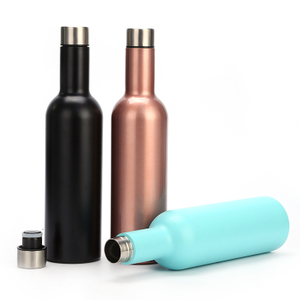 Bonito juego de regalo con botella de agua de 500 ml y 750 ml