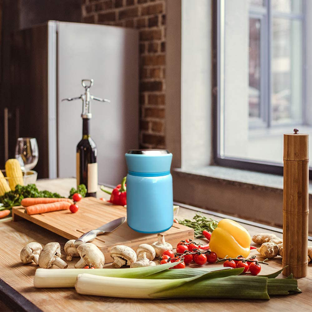 Contenedor de alimentos aislados